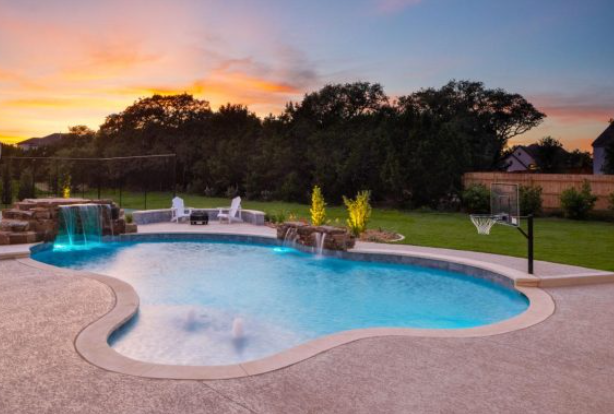 Backyard Swimming Pool Ideas for Utah Homes: Make Your Outdoor Space Shine
